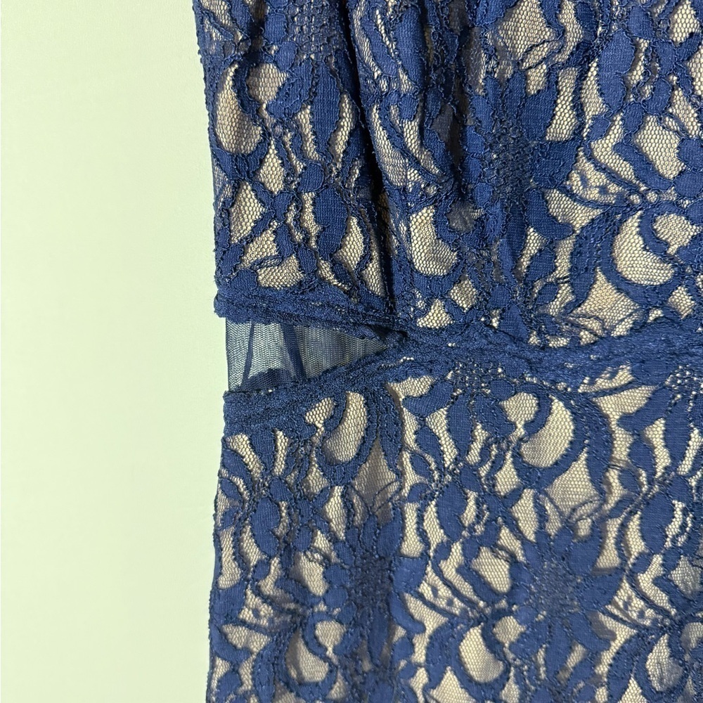 DJ-Jaz lace dress • Women’s size 4 - Picture 4 of 9